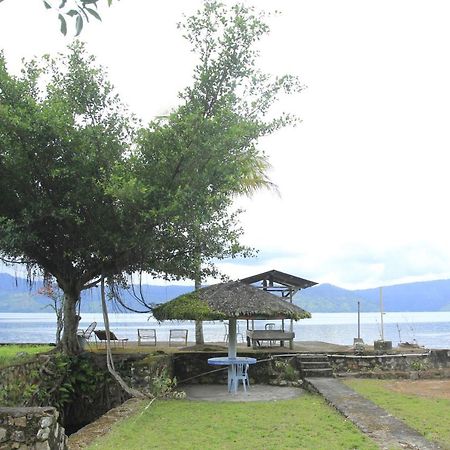 Sony Cottage Samosir Island Экстерьер фото